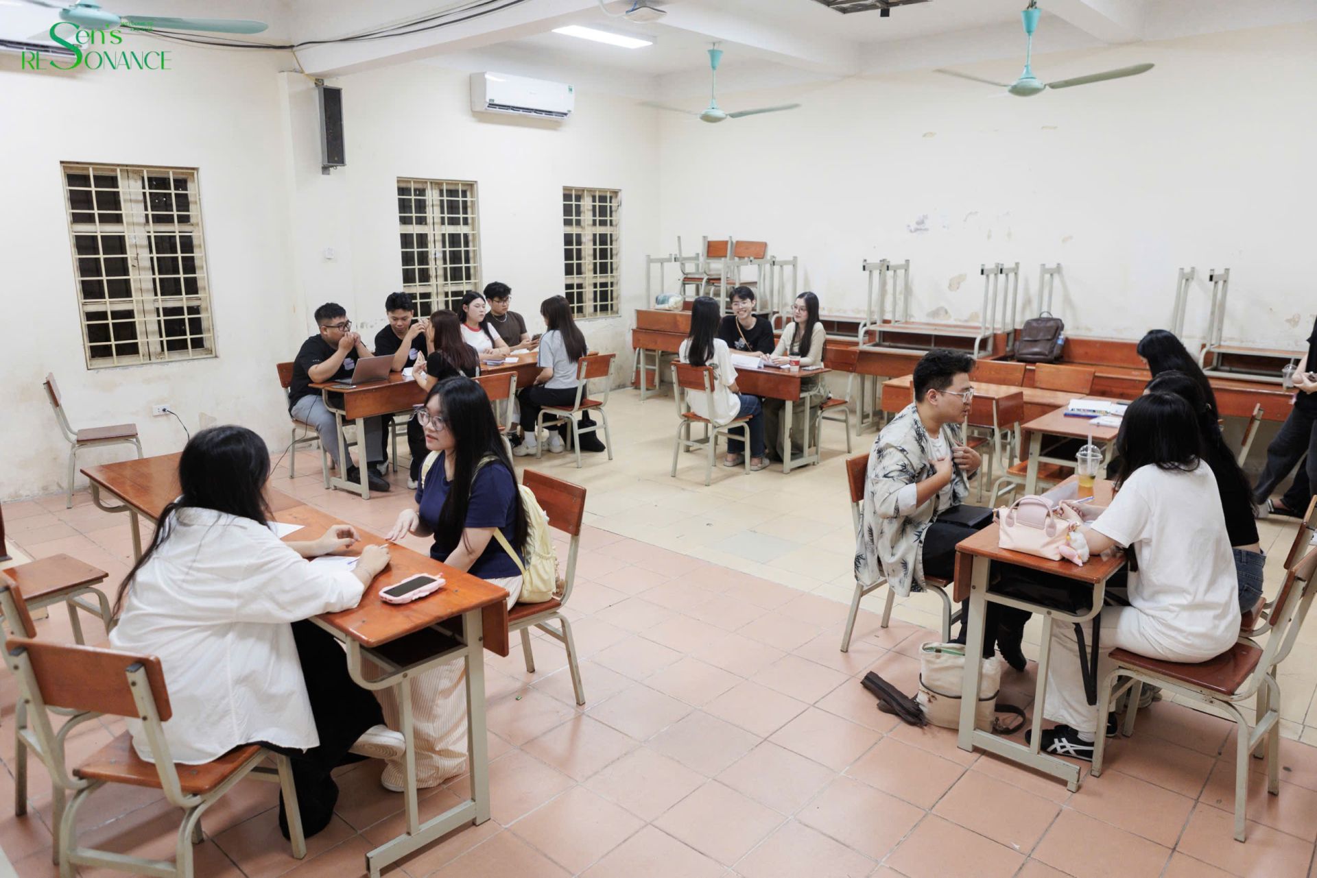 Đông đảo ứng viên đến phỏng vấn cho đợt tuyển chọn BTC (Ảnh: FPS 2025 - Sen’s Resonance).