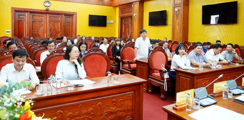 Quang cảnh buổi họp báo