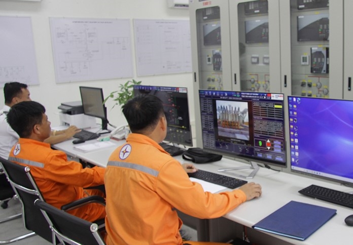 Trạm biến áp 110kV Hưng Hà 2 được quản lý bằng phần mềm chuyên dụng của ngành Điện, bảo đảm cấp điện an toàn, ổn định Trạm biến áp 110kV Hưng Hà 2 được quản lý bằng phần mềm chuyên dụng của ngành Điện, bảo đảm cấp điện an toàn, ổn định