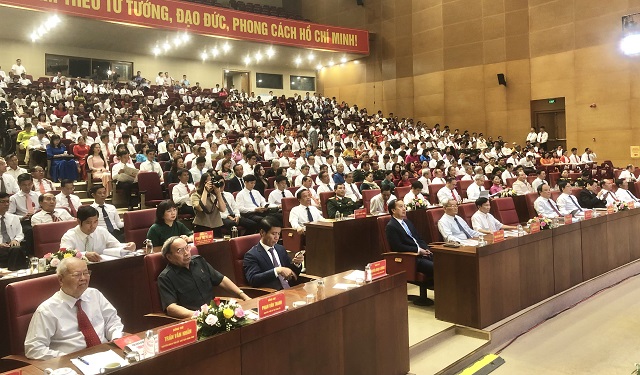 Đại biểu lãnh đạo, quan khách Trung ương và tỉnh Gia Lai tham dự Đại hội. Ảnh: Viết Hiền