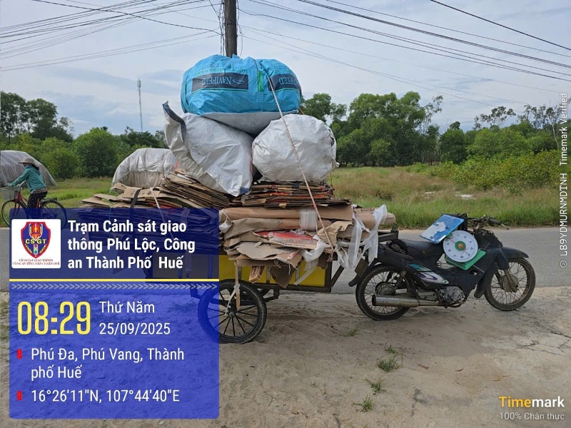 Xe ba gác tự chế (ảnh CACC) Xe ba gác tự chế (ảnh CACC)