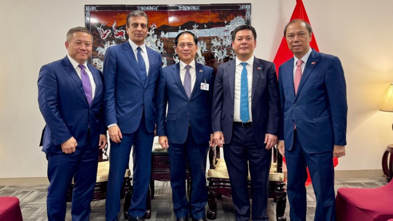 Cam kết tạo điều kiện thuận lợi nhất cho các doanh nghiệp kinh doanh hiệu quả, bền vững tại Việt Nam