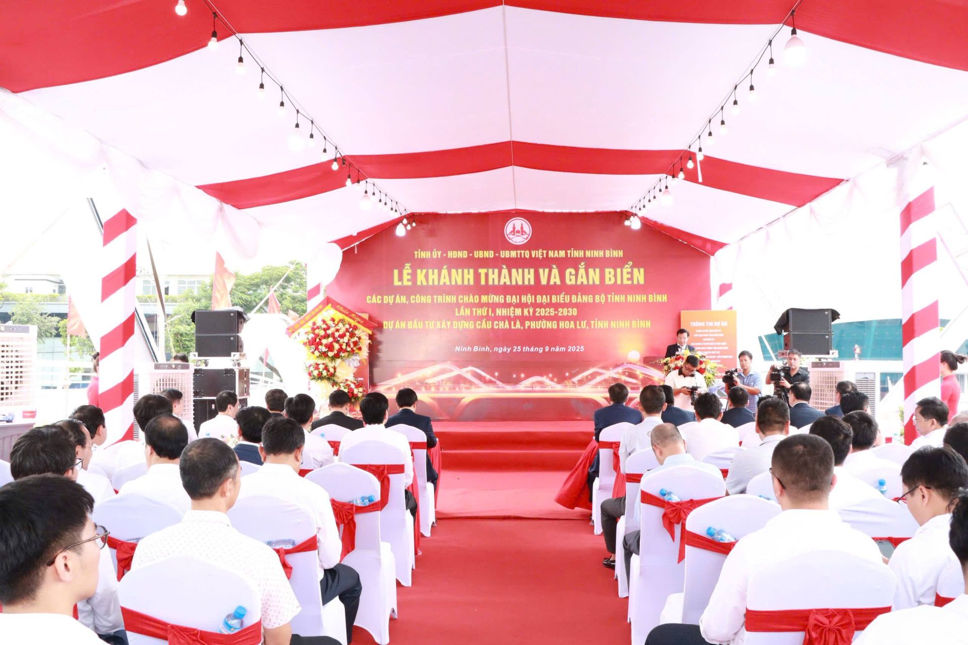 Quang cảnh buổi lễ