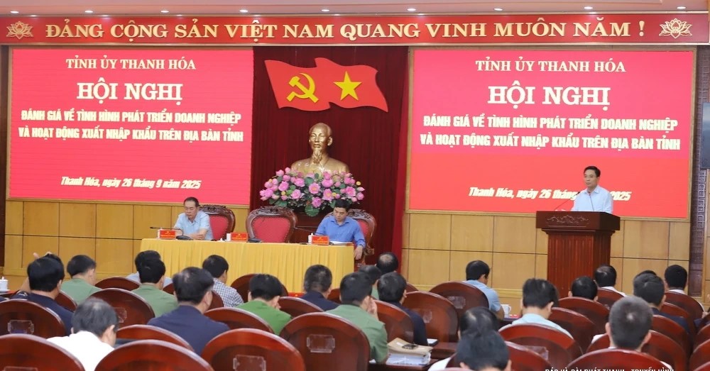 Toàn cảnh hội nghị
