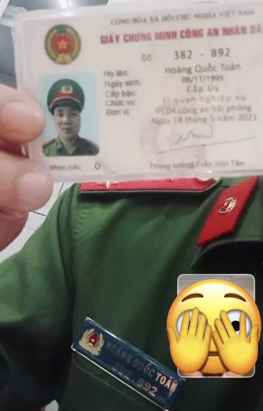 Đối tượng còn sử dụng giấy tờ giả mạo và các chiêu thức tạo niềm tin để đánh vào tâm lý lo sợ của nạn nhân.