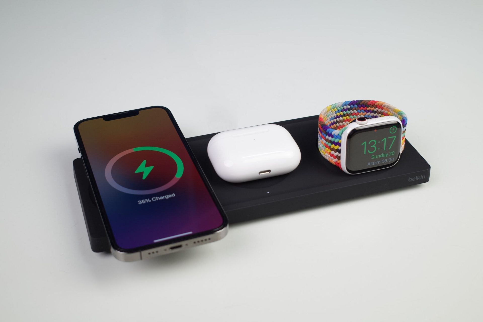 Sạc không dây: Tiện lợi nhưng có phải là lựa chọn tối ưu?