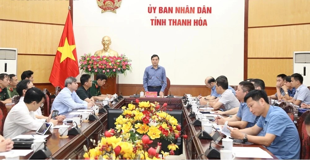 Chủ tịch UBND tỉnh Nguyễn Hoài Anh phát biểu chỉ đạo hội nghị.