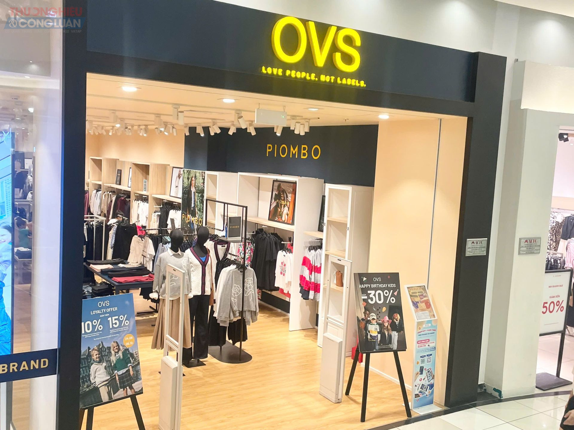 Thời trang trẻ em giảm tới 30%