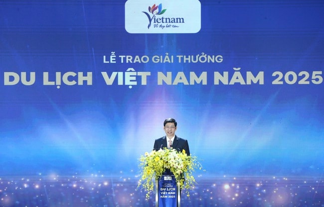 Thứ trưởng Bộ Văn hóa, Thể thao và Du lịch Hồ An Phong phát biểu tại Lễ trao giải. Ảnh: Trần Huấn Thứ trưởng Bộ Văn hóa, Thể thao và Du lịch Hồ An Phong phát biểu tại Lễ trao giải. Ảnh: Trần Huấn