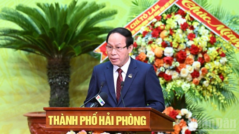 Bí thư Thành ủy Hải Phòng Lê Tiến Châu phát biểu khai mạc Đại hội.