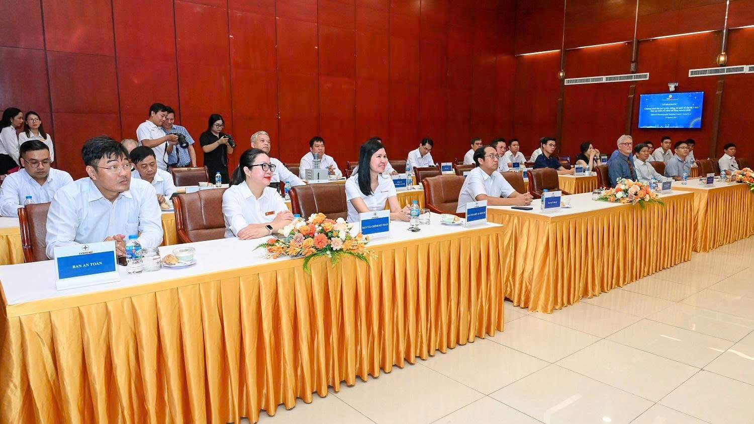 To&agrave;n cảnh Lễ khai giảng