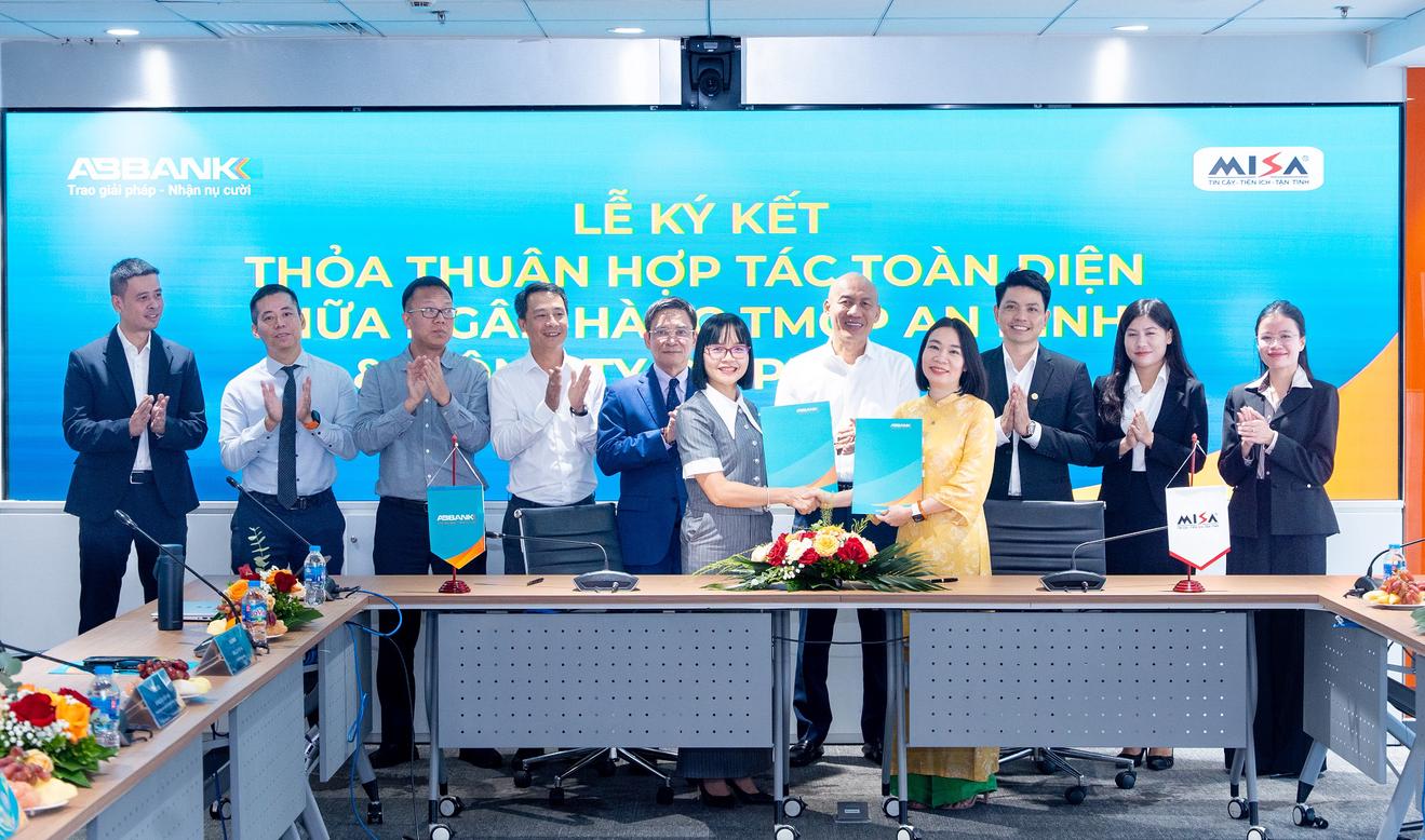 Hợp tác giữa ABBANK và MISA mang đến hệ sinh thái dịch vụ hiện đại, toàn diện và thuận tiện cho cộng đồng doanh nghiệp và người dân Việt Nam