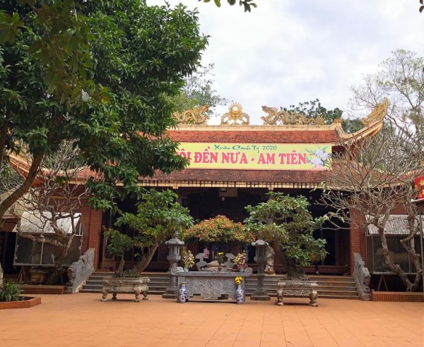 Di tích lịch sử, danh lam thắng cảnh quốc gia tại địa điểm khởi nghĩa Bà Triệu, bao gồm quần thể núi Nưa, đền Nưa và Am Tiên.