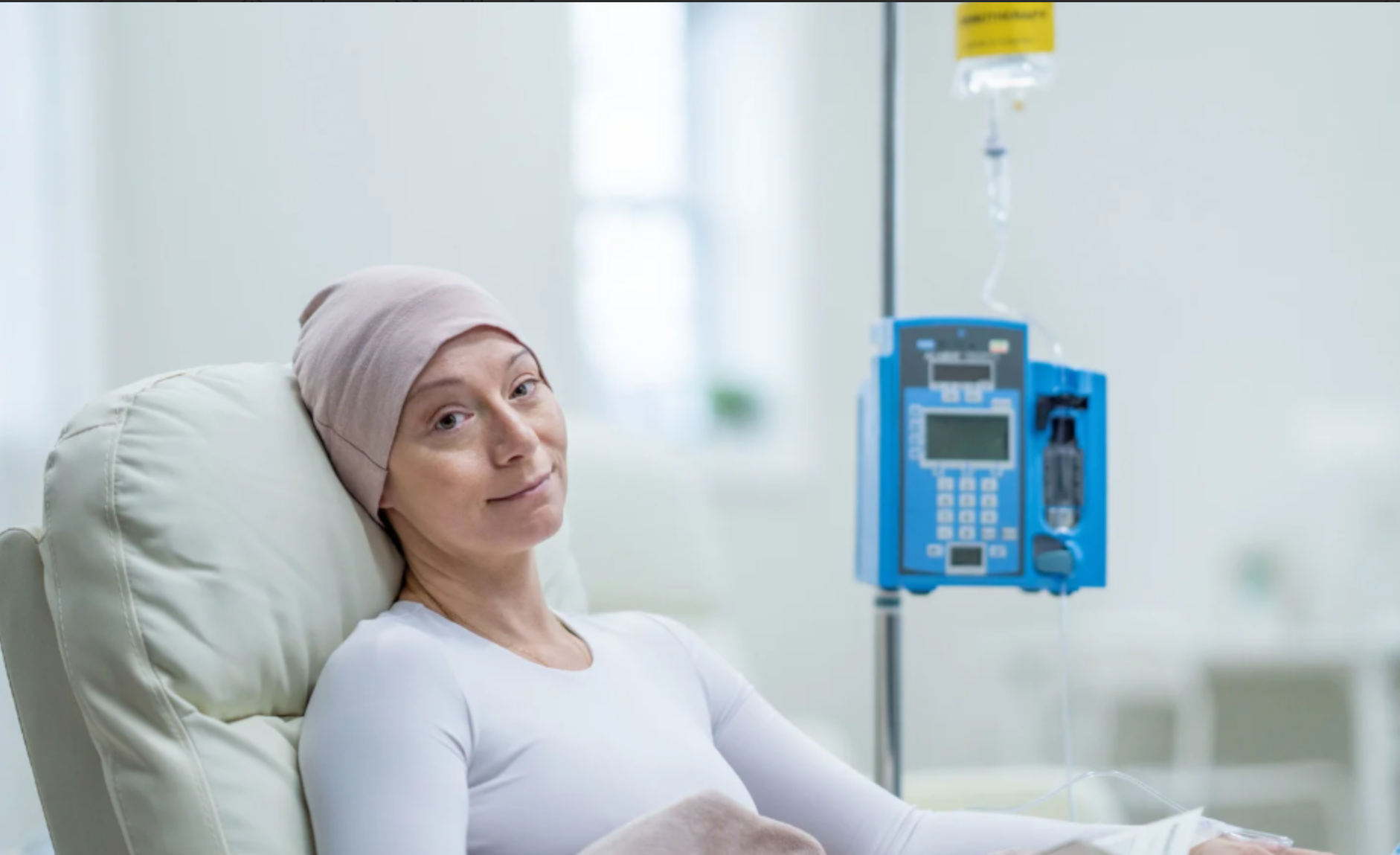 Tác dụng phụ khi hóa trị, xạ trị ung thư và cách cải thiện