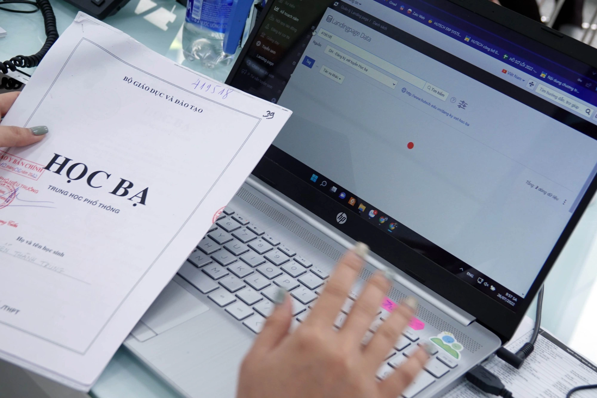 Xét tuyển đại học bằng học bạ: Nên bỏ hay giữ?