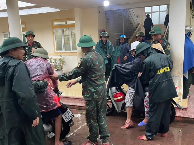 Nghệ An triển khai sơ tán hơn 6.000 người để ứng phó bão số 10