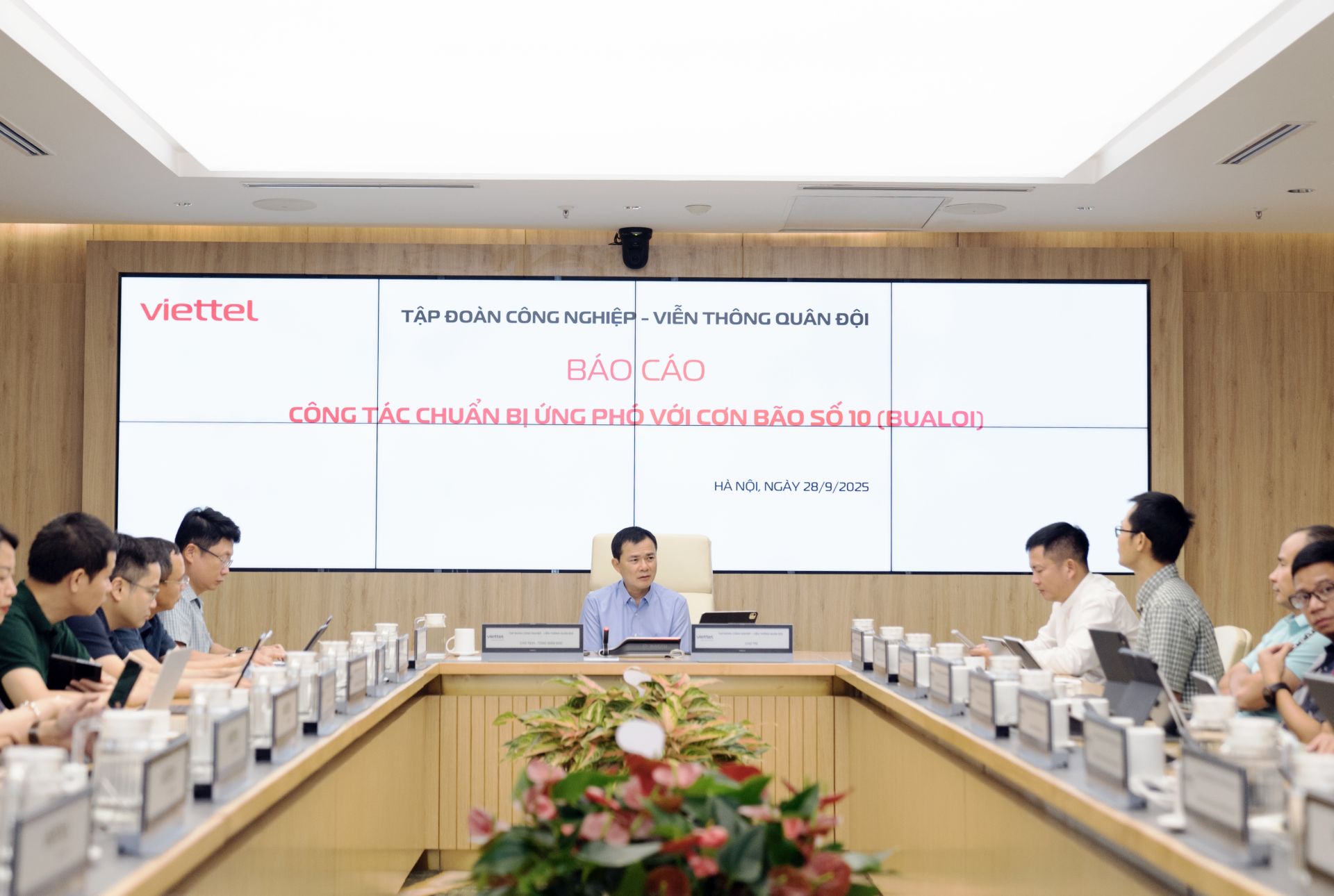 Viettel: Không chủ quan với mọi biến động của bão Bualoi