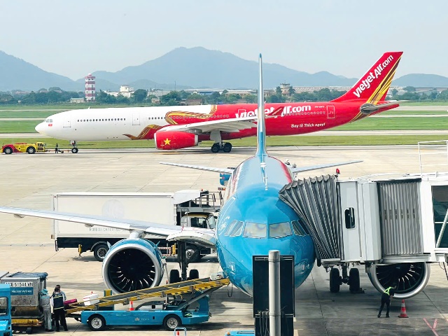 Miền Trung: Tạm dừng khai thác 4 sân bay do ảnh hưởng bão Bualoi