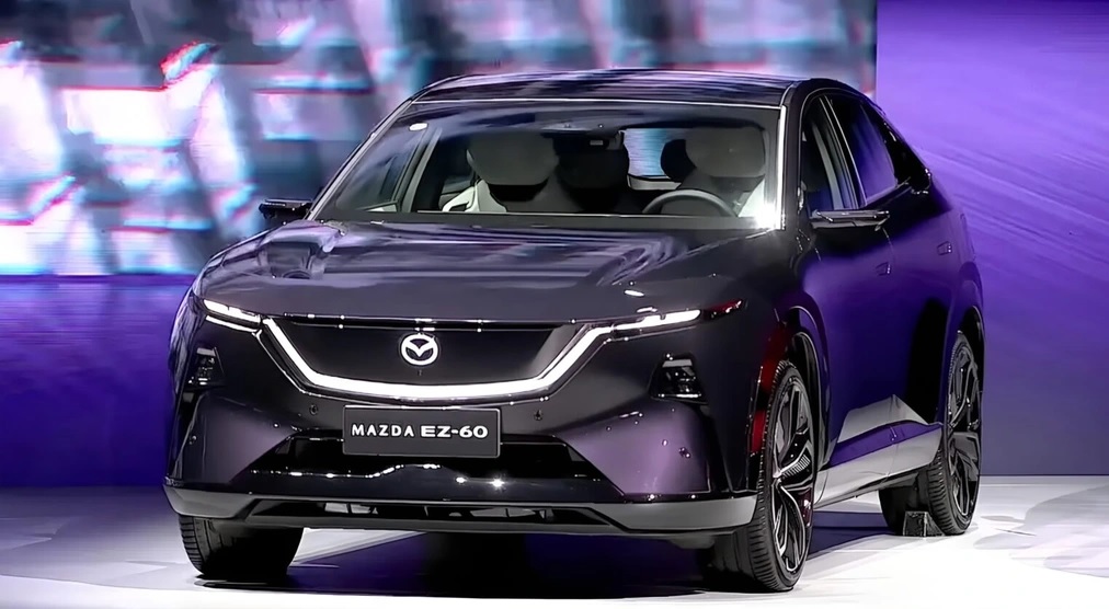 Từ năm 2026, sản phẩm này sẽ được xuất khẩu sang các thị trường quốc tế với tên gọi Mazda CX-6e