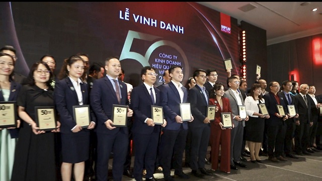 Quang cảnh Lễ vinh danh “Top 50 công ty kinh doanh hiệu quả nhất Việt Nam” (TOP50). Ảnh: P. Phong Quang cảnh Lễ vinh danh “Top 50 công ty kinh doanh hiệu quả nhất Việt Nam” (TOP50). Ảnh: P. Phong