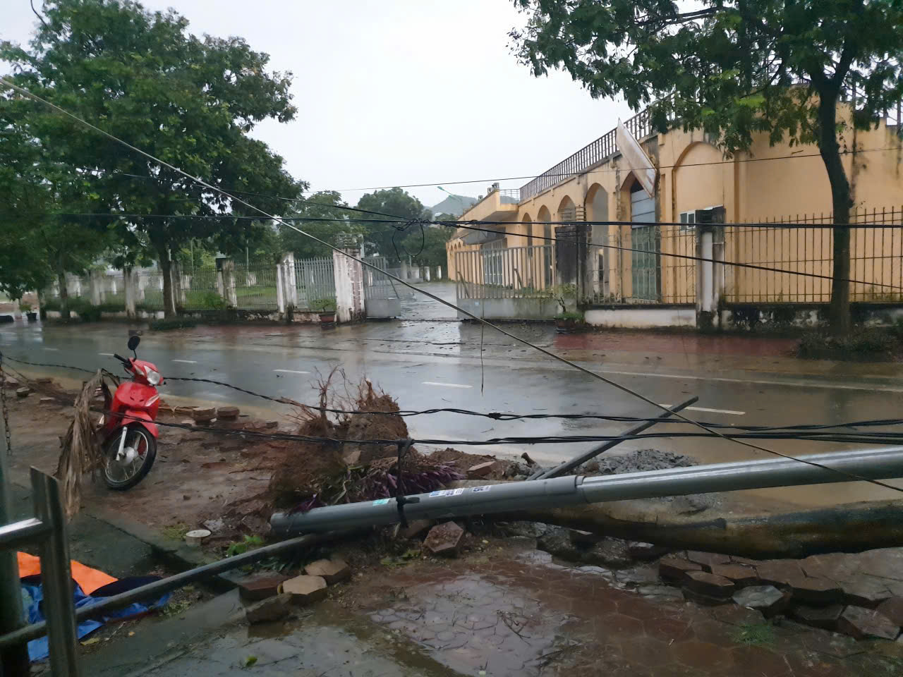 Ảnh hưởng của bão số 10, Lào Cai ước tính thiệt hại ban đầu khoảng 5 tỷ đồng