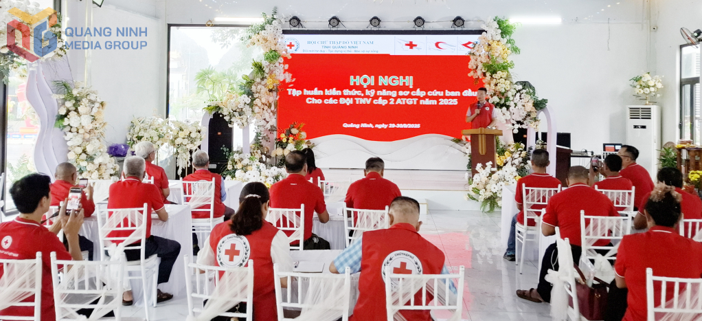 Quảng Ninh tập huấn kỹ năng sơ cấp cứu ban đầu cho tình nguyện viên cấp 2 an toàn giao thông