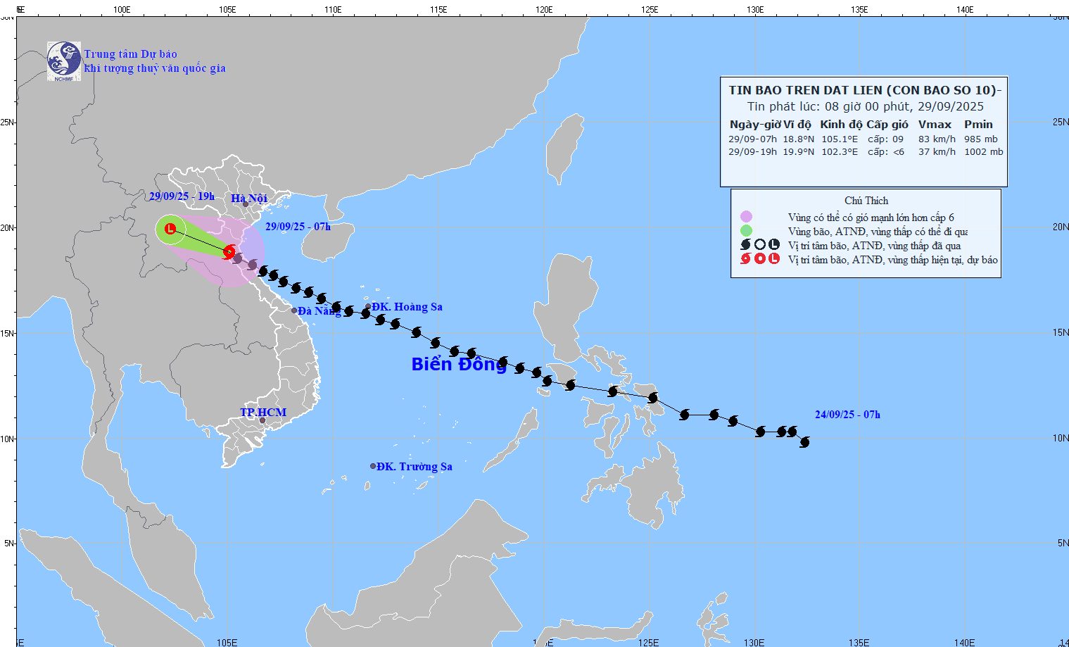 Tâm bão số 10 dịch chuyển lên biên giới Nghệ An - Trung Lào.