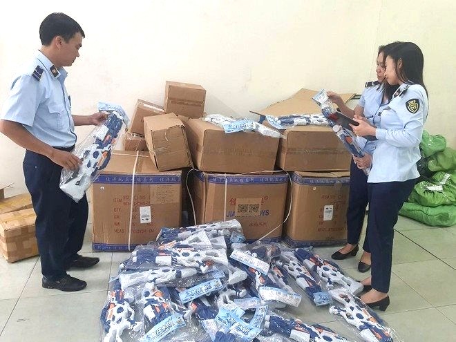 Thị trường đồ chơi Trung thu: Cần tỉnh táo trước hiểm họa từ hàng nhập lậu