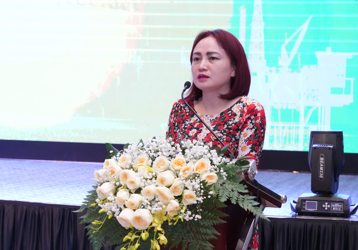 Chủ tịch Công đoàn Petrovietnam Nghiêm Thùy Lan: “50 năm qua, khoa học công nghệ và đổi mới sáng tạo là “chìa khóa” giúp Petrovietnam khẳng định vị thế doanh nghiệp hàng đầu đất nước”