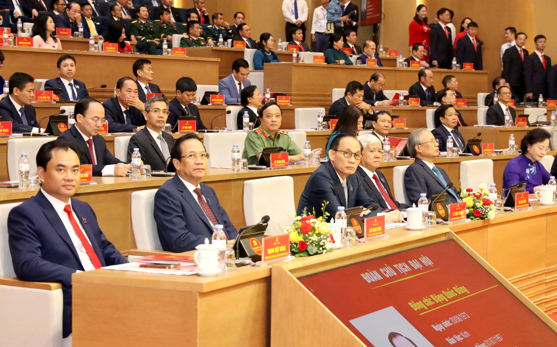 Các đại biểu Trung ương dự Đại hội