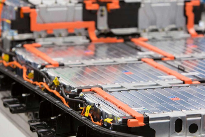 Pin lithium từ xe điện hỏng trở thành 