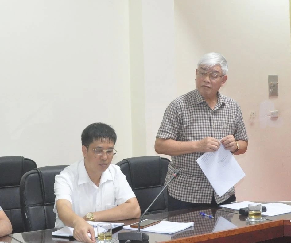 Đại biểu phát biểu tại hội thảo. Đại biểu phát biểu tại hội thảo.