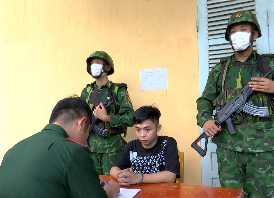 Bộ đội Biên phòng Tây Ninh bắt gữ đối tượng truy nã thông qua tiếp nhận công dân từ Campuchia