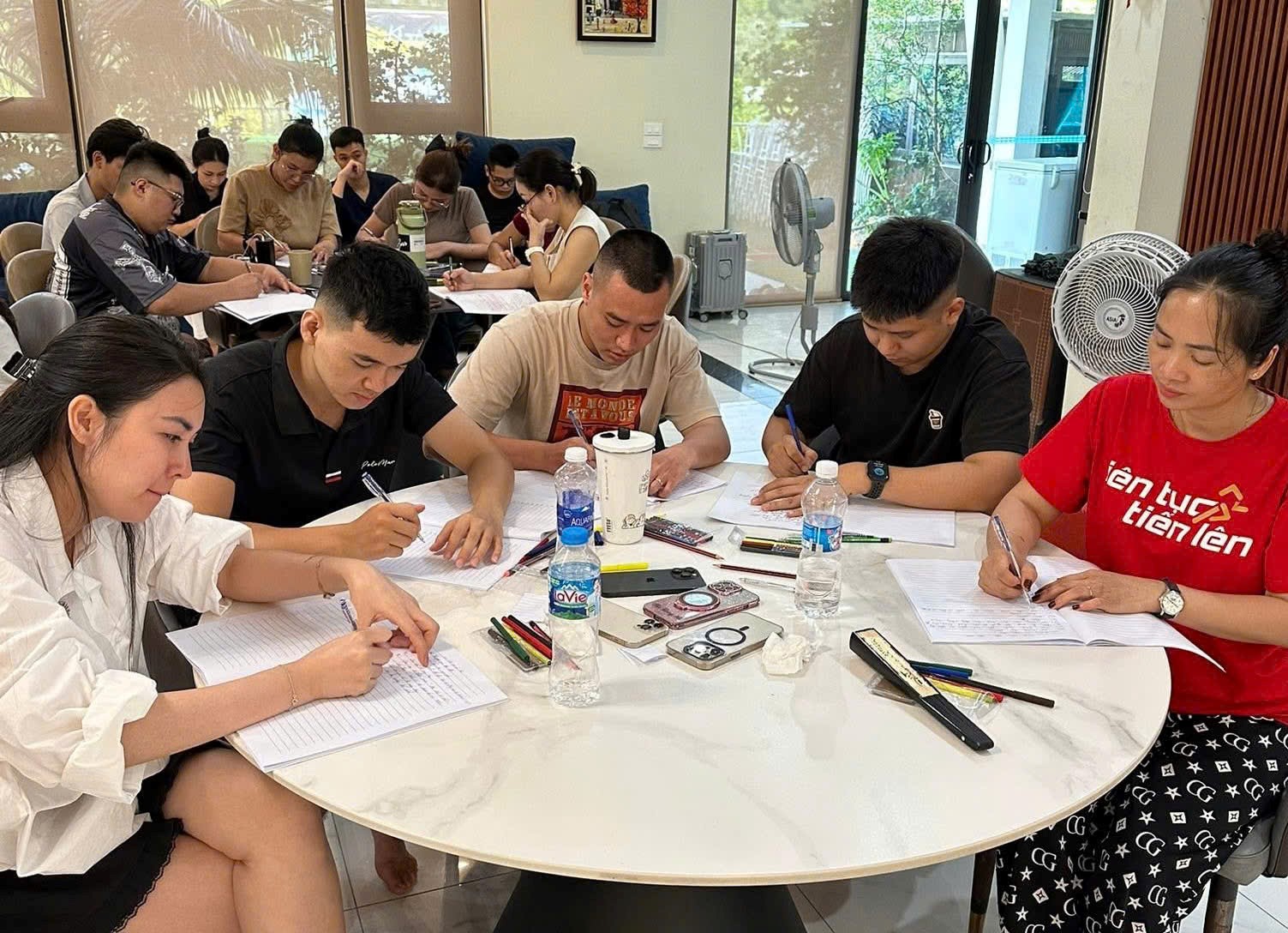 Văn hóa trẻ trung và vì cộng đồng của một doanh nghiệp trẻ