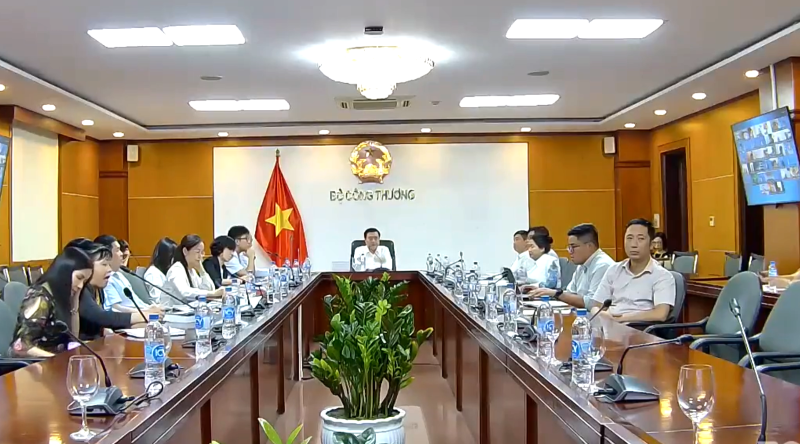 Hội nghị giao ban Xúc tiến thương mại với hệ thống Thương vụ Việt Nam ở nước ngoài tháng 9/2025. Hội nghị giao ban Xúc tiến thương mại với hệ thống Thương vụ Việt Nam ở nước ngoài tháng 9/2025.