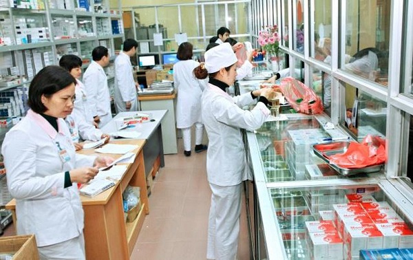 Bộ Y tế yêu cầu kiểm soát nguồn cung thuốc, phòng chống tăng giá đột biến sau bão lũ