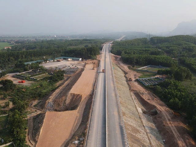 Quảng Trị thúc đẩy giải ngân vốn đầu tư công những tháng cuối năm