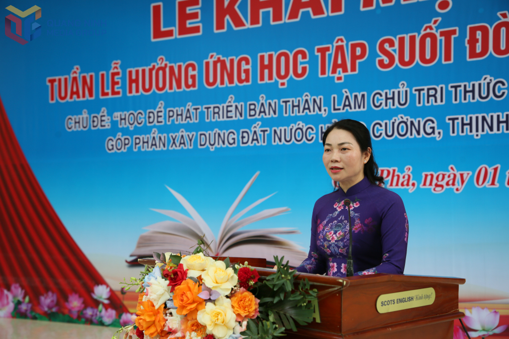 Lãnh đạo Sở Giáo dục và Đào tạo tỉnh Quảng Ninh phát biểu khai mạc Tuần lễ hưởng ứng học tập suốt đời năm 2025. Lãnh đạo Sở Giáo dục và Đào tạo tỉnh Quảng Ninh phát biểu khai mạc Tuần lễ hưởng ứng học tập suốt đời năm 2025.