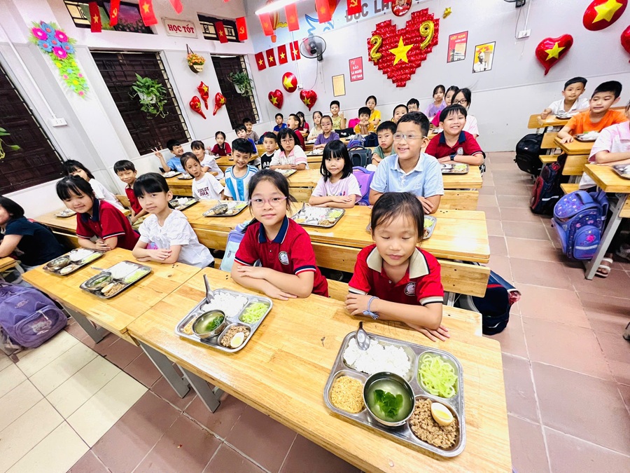 Nghiên cứu giải pháp đồng bộ bảo đảm an toàn thực phẩm học đường