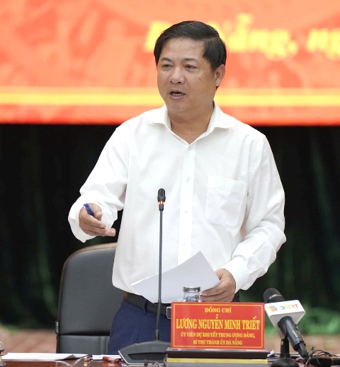 Ông Lương Nguyễn Minh Triết, Bí thư Thành ủy Đà Nẵng, phát biểu tại hội nghị.