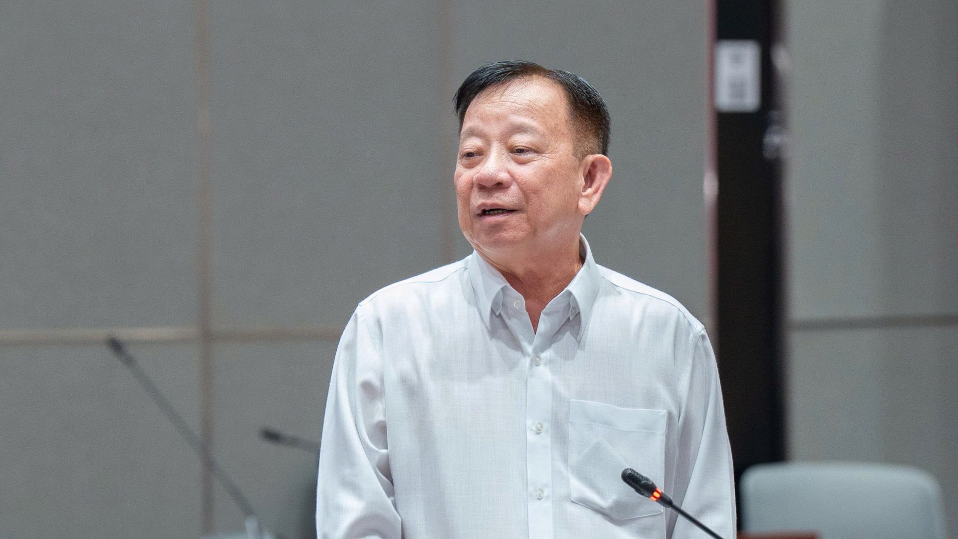 Ông Nguyễn Văn Hùng, Chủ tịch Tập đoàn Becamex. Ông Nguyễn Văn Hùng, Chủ tịch Tập đoàn Becamex.