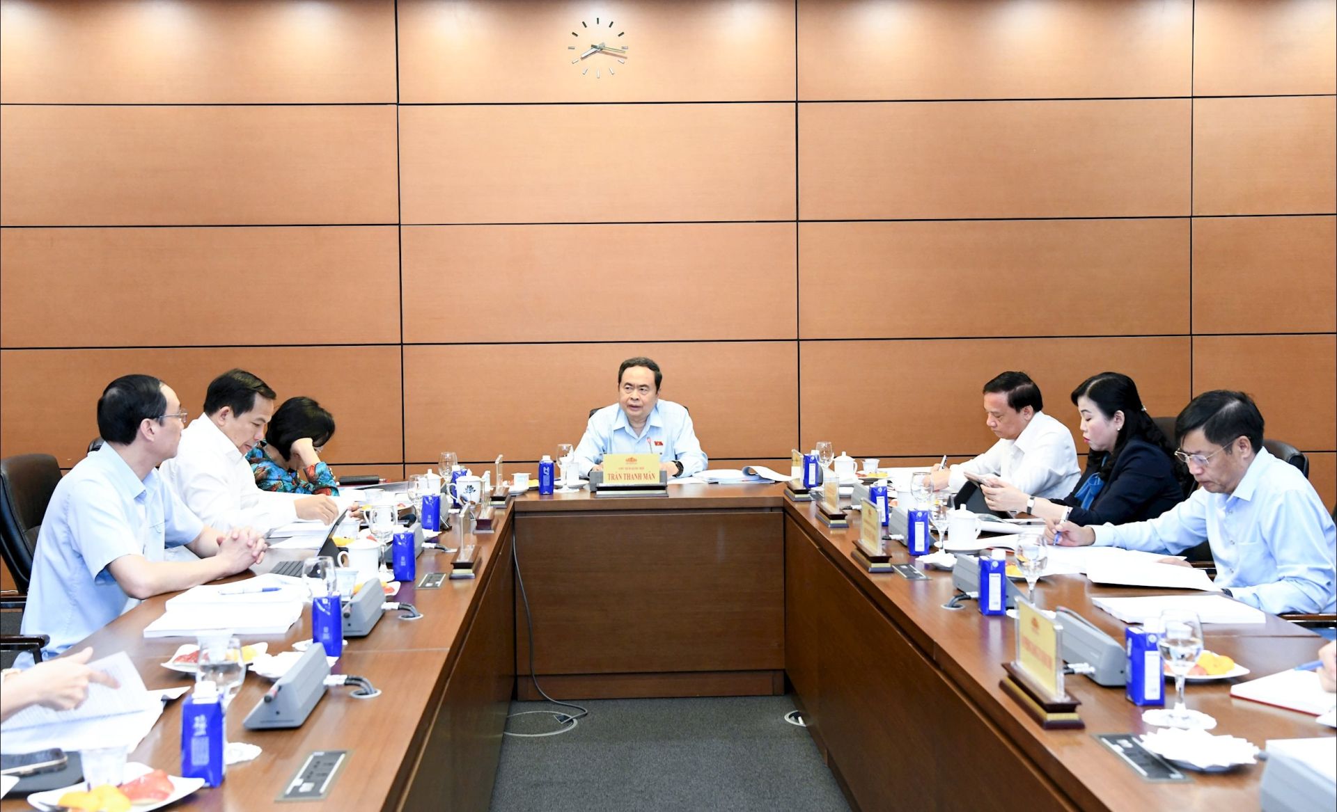 Chủ tịch Quốc hội Trần Thanh Mẫn phát biểu tại cuộc họp. Ảnh: Lâm Hiển