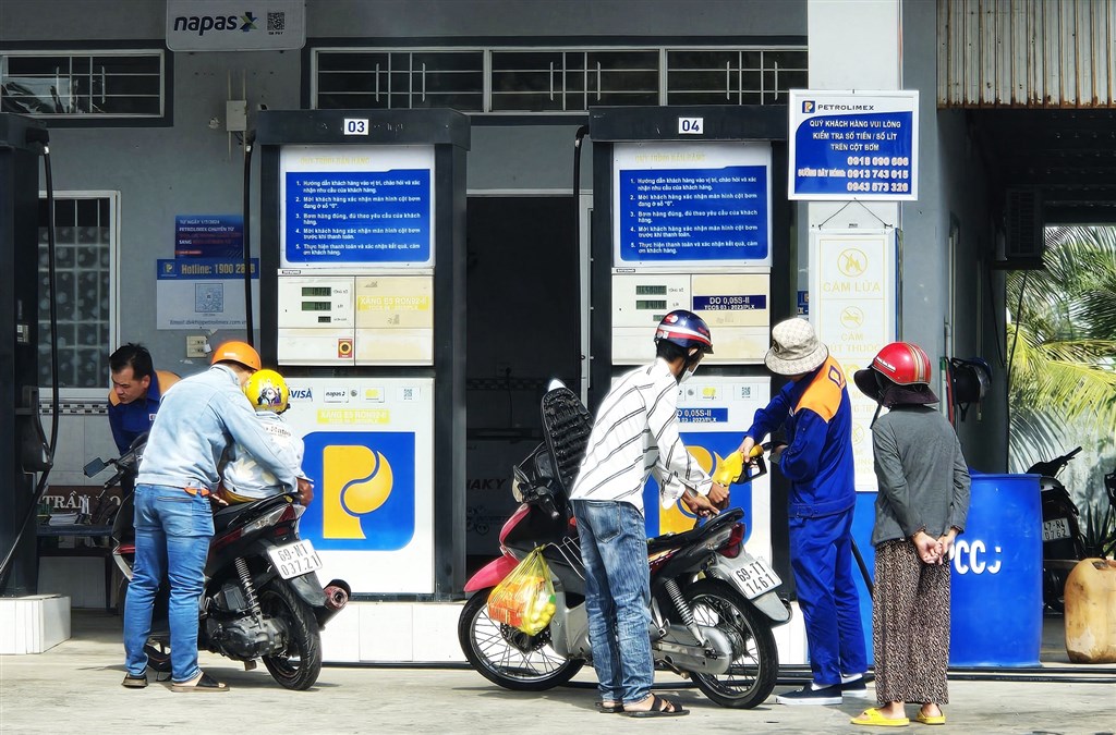 Tập trung kiểm tra những mặt hàng trọng điểm như: Xăng dầu, thuốc tân dược, thực phẩm chức năng, mỹ phẩm.