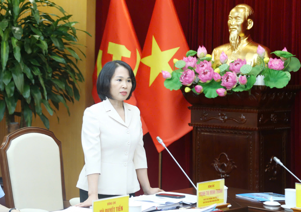 Bà Trịnh Thị Minh Thanh, Phó Bí thư Thường trực Tỉnh ủy, Chủ tịch HĐND tỉnh Quảng Ninh, phát biểu tại hội nghị.