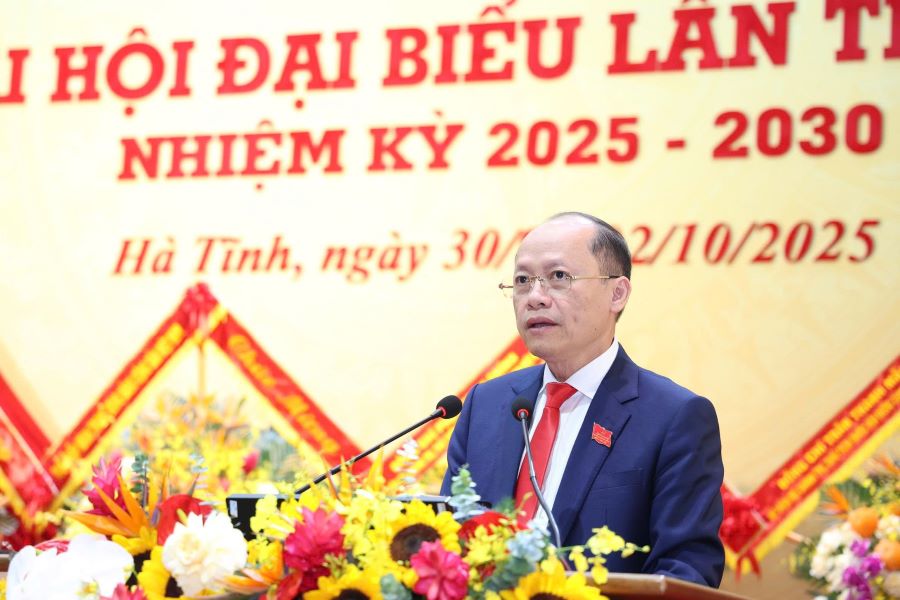 Hà Tĩnh phát động ủng hộ đồng bào bị thiệt hại do bão số 10