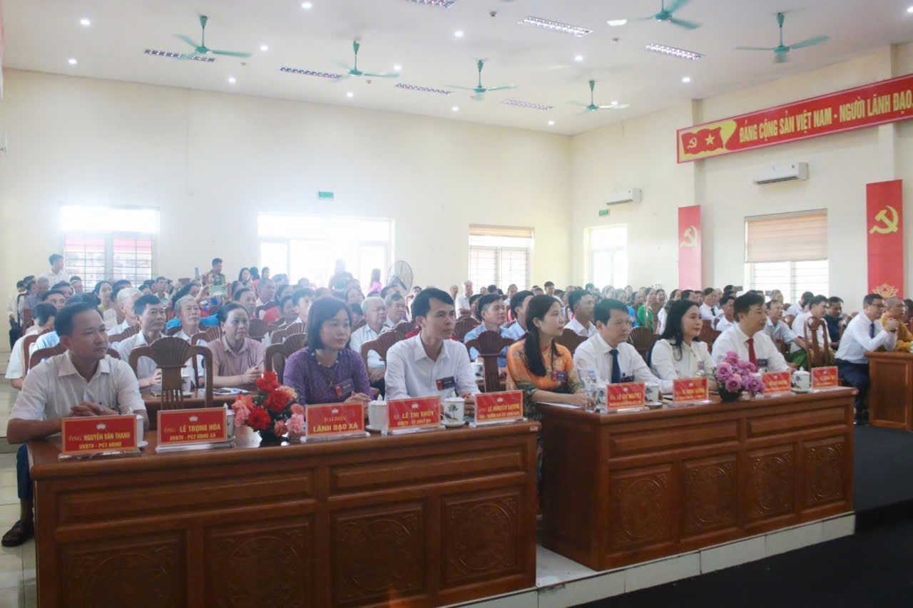 To&agrave;n cảnh hội nghị