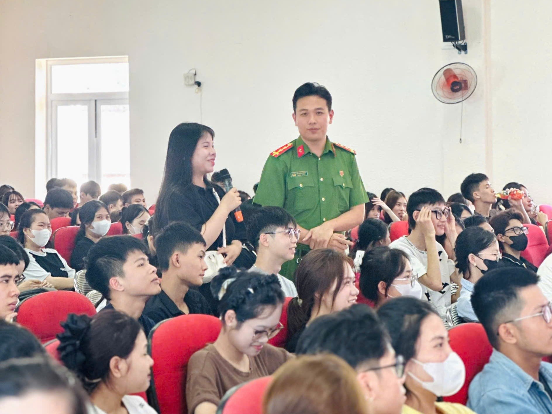 Tuyên truyền phòng, chống ma túy trong Tuần sinh hoạt công dân Trường Cao đẳng Y tế Hải Phòng