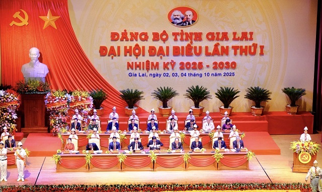 Đoàn Chủ tịch Đại hội. Ảnh: BTC