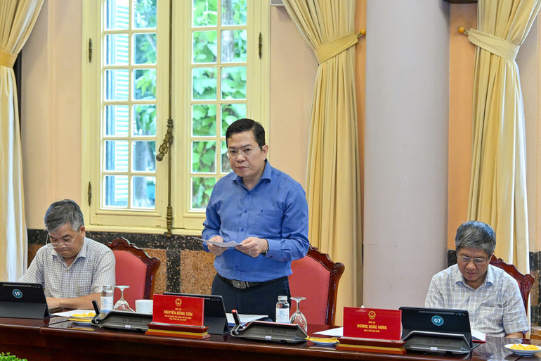 Đại diện lãnh đạo Văn phòng Chủ tịch nước báo cáo tại buổi làm việc.