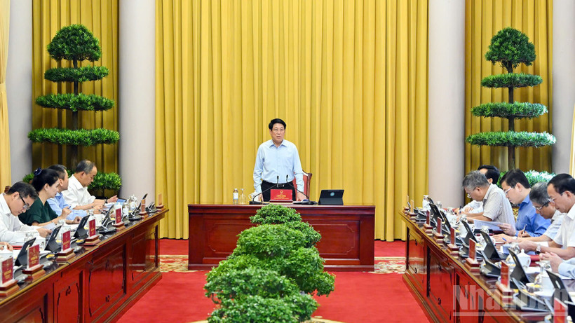 Chủ tịch nước làm việc với Văn phòng Chủ tịch nước về nhiệm vụ trọng tâm tháng 10/2025